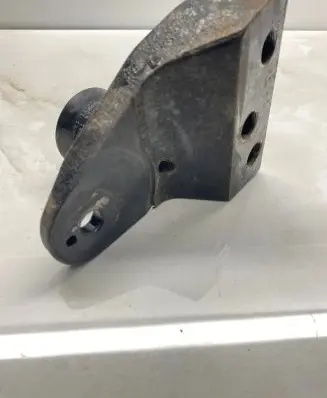 Hyundai Santa Fe Engine mounting bracket 218232Y600 218233W050