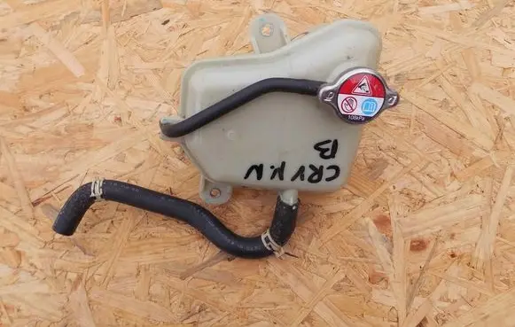 Honda CR-V Coolant expansion tank/reservoir 82739