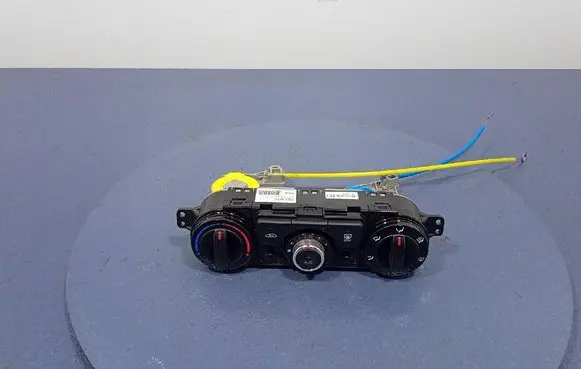 Hyundai i20 (GB IB) Climate control unit 97250-4P560