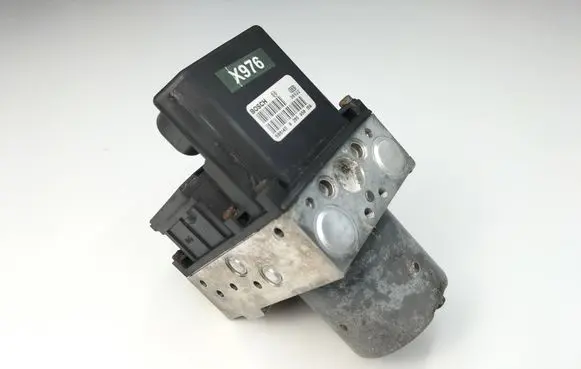 Mercedes-Benz Vito Viano W639 ABS Pump 0265225346 A0014460989 0265950159