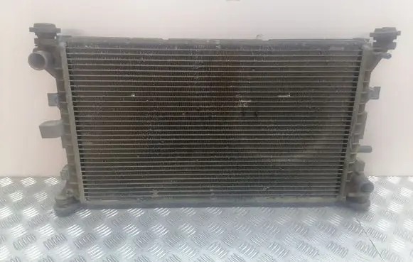Ford Focus Coolant radiator