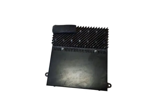 BMW 7 E32 Sound amplifier 8360761