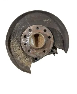 Opel Meriva B Rear wheel hub spindle/knuckle 