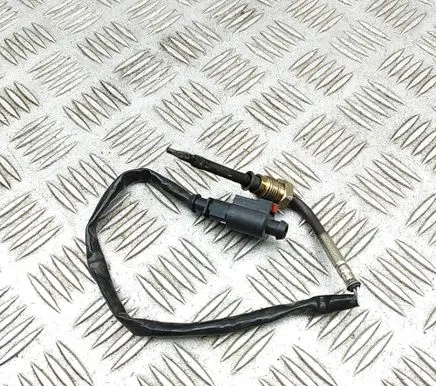 Audi A4 S4 B9 8W Oil temperature sensor 8W0906088AC