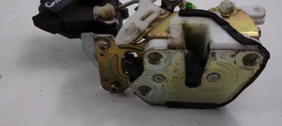 Mitsubishi Galant Rear door lock