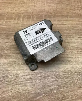 Opel Zafira A Airbag control unit/module 09229303 330518650