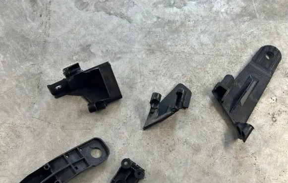 Dacia Duster II Headlight/headlamp mounting bracket 5903107568907
