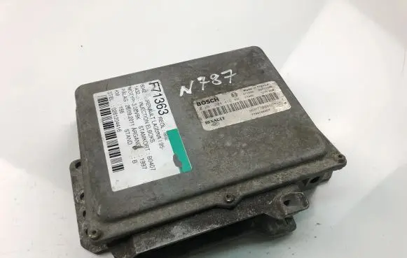 Renault Laguna I Engine control unit/module ECU 0261204416