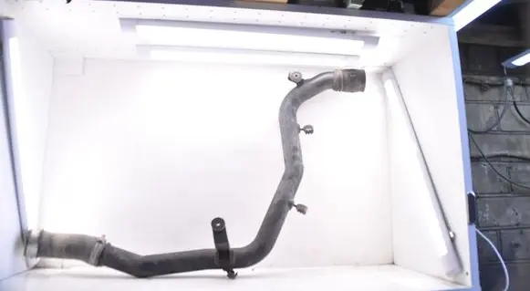 Audi Q7 4L Intercooler hose/pipe 7L6145795Q