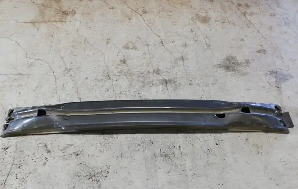Volvo V40 Front bumper cross member