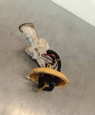 BMW 5 F10 F11 In-tank fuel pump 7217065