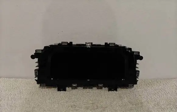 Speedometer (instrument cluster)