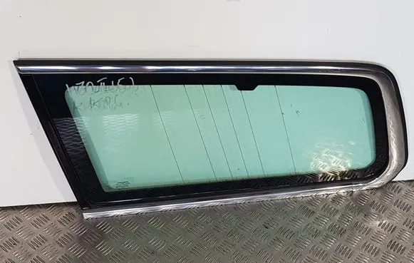 Volvo V70 Rear side window 31299076 31299068