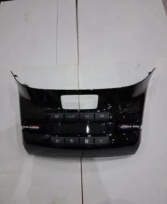 Peugeot 208 I Climate control unit 98195706XU