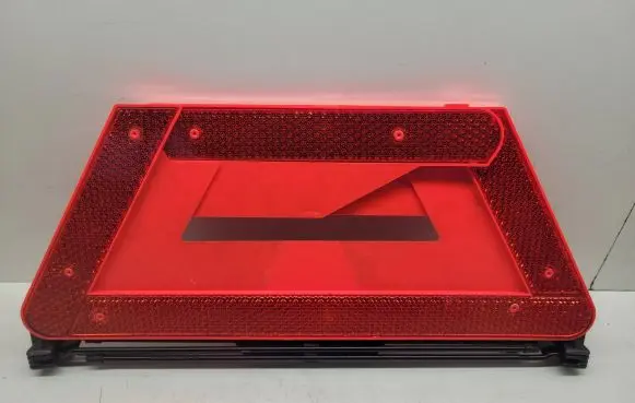 Audi A6 S6 C6 4F Emergency warning sign 4B5860251C