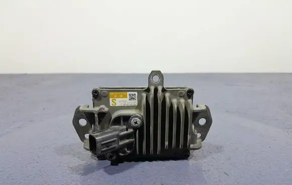 Suzuki Swace Distronic sensor radar 8821033120