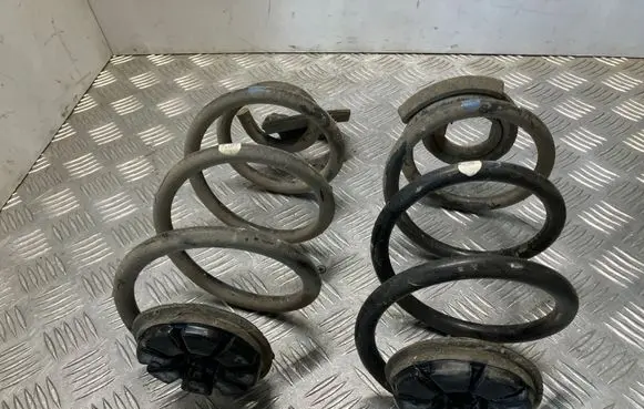 Nissan Cube Z12 Rear coil spring