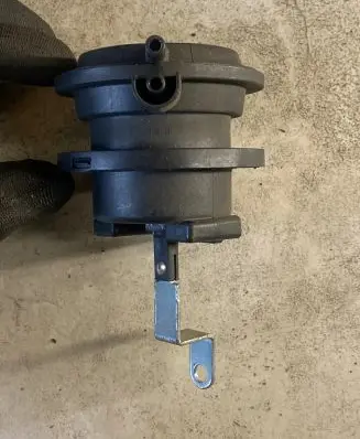 Jeep Cherokee III KJ Valve vacuum 790233X 10921