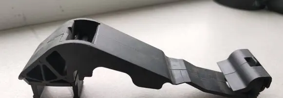 BMW 7 E38 Radiator mount bracket 17111737709 1737709
