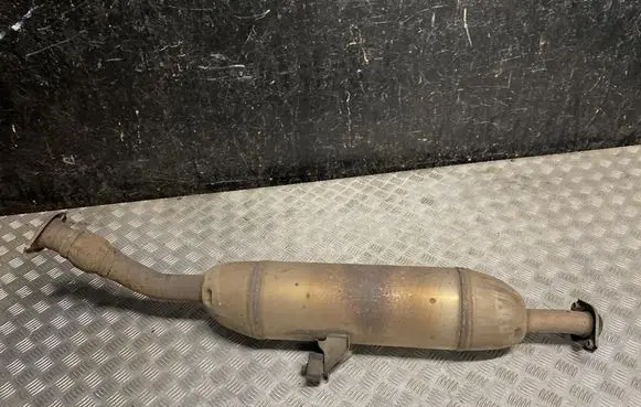 Toyota Auris E180 Middle muffler/silencer 10N04