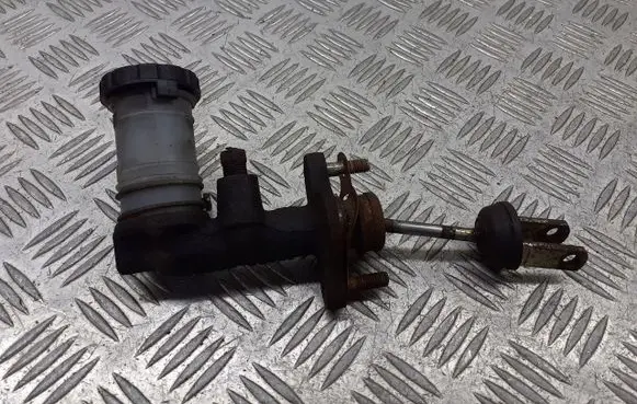 Opel Monterey Clutch slave cylinder 