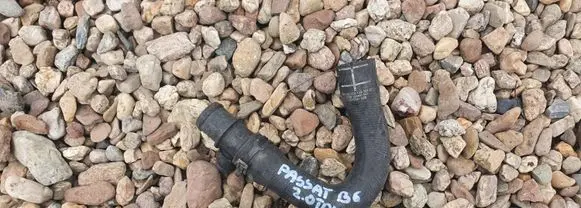 Volkswagen PASSAT B6 Engine coolant pipe/hose 3C0122051CS