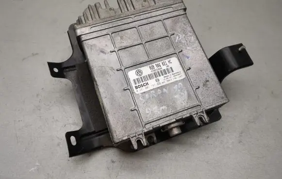Ford Galaxy Engine control unit/module 028906021HC 0281001737