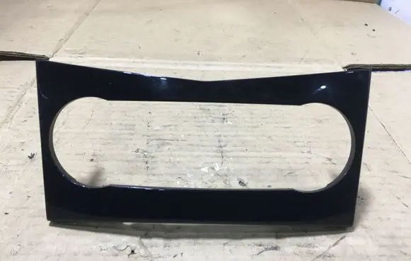 Mercedes-Benz C W204 Climate control/heater control trim A2046800390