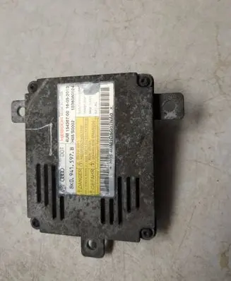 Audi A3 S3 8P Headlight ballast module Xenon 8K0941597B 1036060024