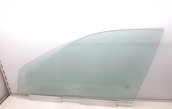 Volvo V70 Front door window glass four-door 43R001106 E000186 DO3R001106