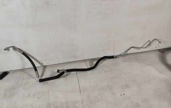 Mazda 2 Air conditioning (A/C) pipe/hose DB5H6146XA