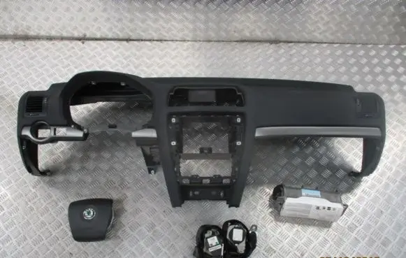 Skoda Octavia Mk2 (1Z) Dashboard