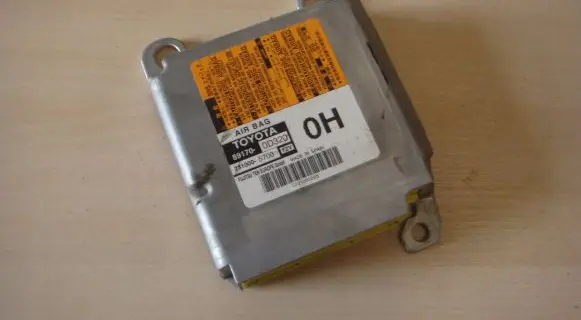 Toyota Yaris Airbag control unit/module 891700D320
