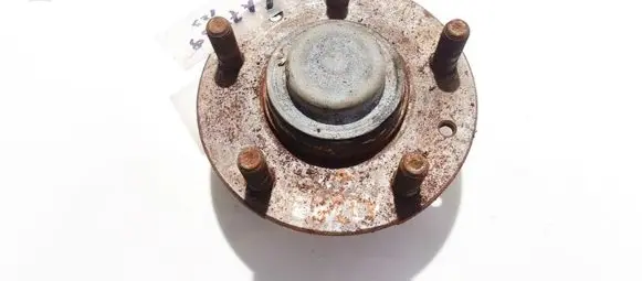 Mazda Xedos 9 Rear wheel hub