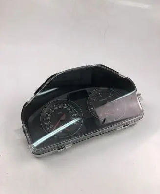 Volvo C70 Speedometer (instrument cluster) 31296228