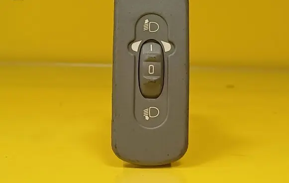 Renault Twingo I Headlight level height control switch 8200191961