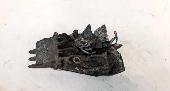Nissan NV200 Engine mounting bracket 8200771226