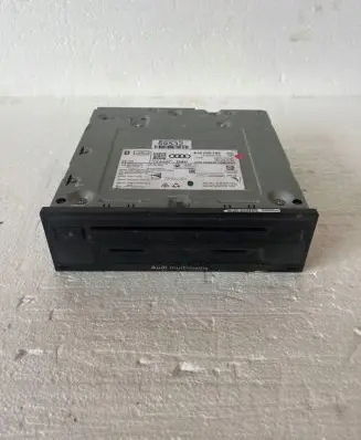 Audi Q2 - Radio/CD/DVD/GPS head unit 81A035183