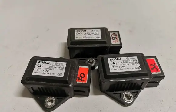Mercedes-Benz E W211 Yaw turn rate sensor 0025426618