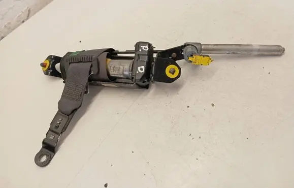 Volvo V70 Front seatbelt 570650465G