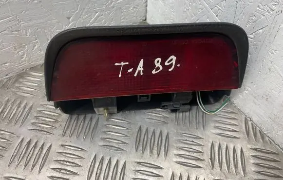 Toyota Avensis T220 Third/center stoplight 0530