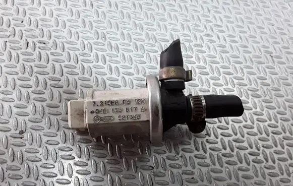 Audi 80 90 S2 B4 Turbo solenoid valve 048133517A