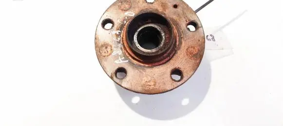 Audi A3 S3 8P Front wheel hub