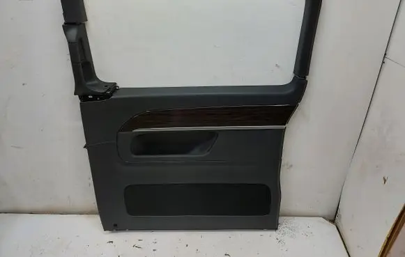Mercedes-Benz EQV 447 Rear door card panel trim mereqv