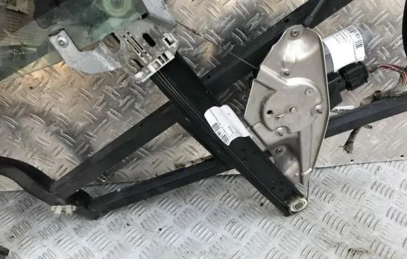 Audi A6 S6 C5 4B Sliding door window regulator with motor 4b0839398b 4b0.839.398b