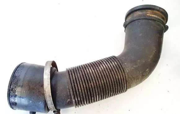 Opel Astra J Air intake hose/pipe 13254904 1039907s01