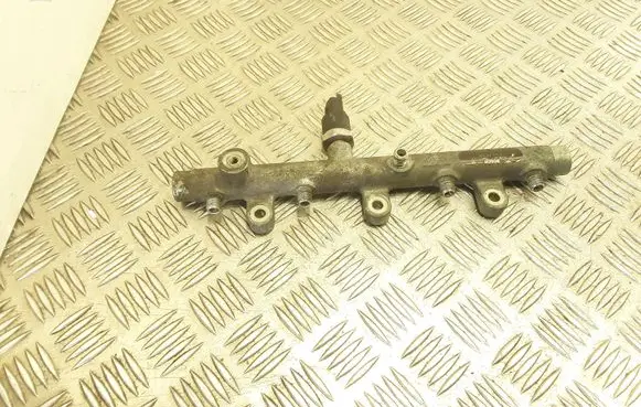 Citroen C5 Fuel main line pipe 0445214019 0281002283