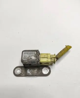 Suzuki Grand Vitara II Airbag deployment crash/impact sensor 3893065J10 W002T04171 0779040239