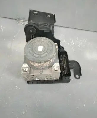 Volkswagen Golf VII ABS Pump 3Q0614517Q 3Q0907379Q 5Q1614235