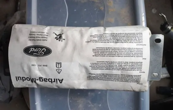 Ford Mondeo Mk III Passenger airbag 1S71F042B84AH